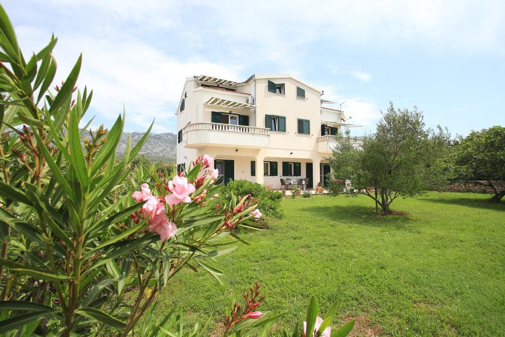Apartments Vila Ana Seline Exterior foto